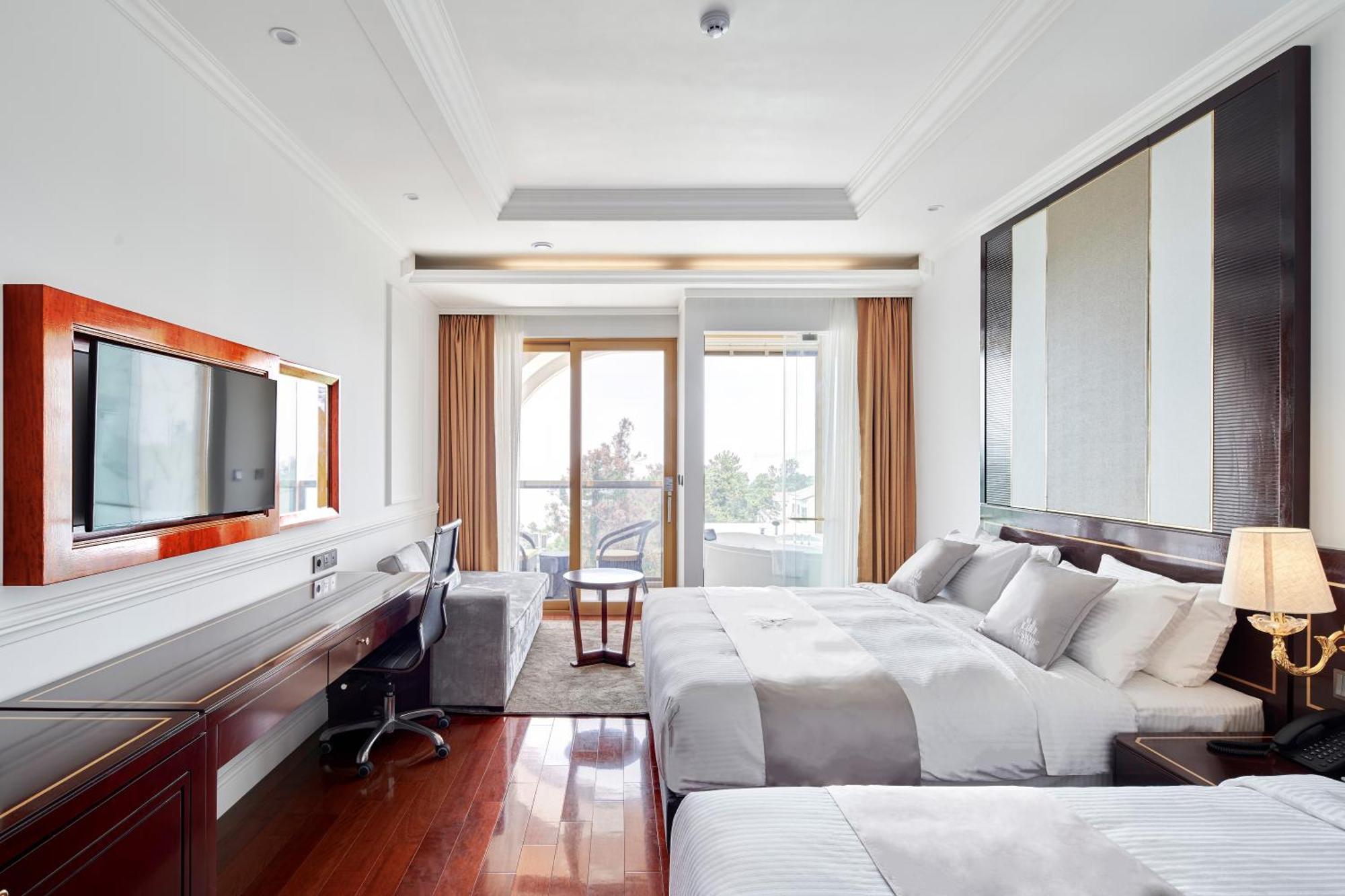 Goldone Hotel & Suites Szogüpho Szoba fotó