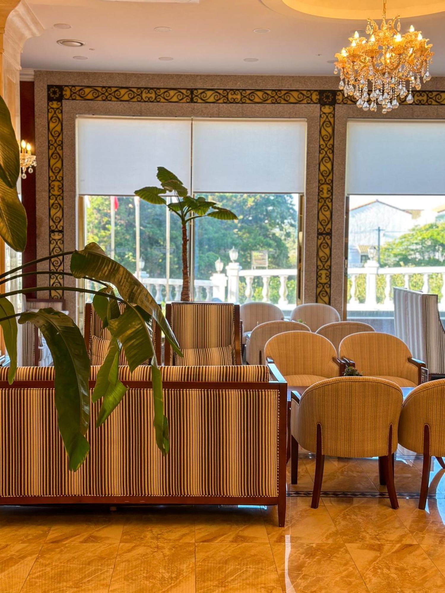 Goldone Hotel & Suites Szogüpho Kültér fotó