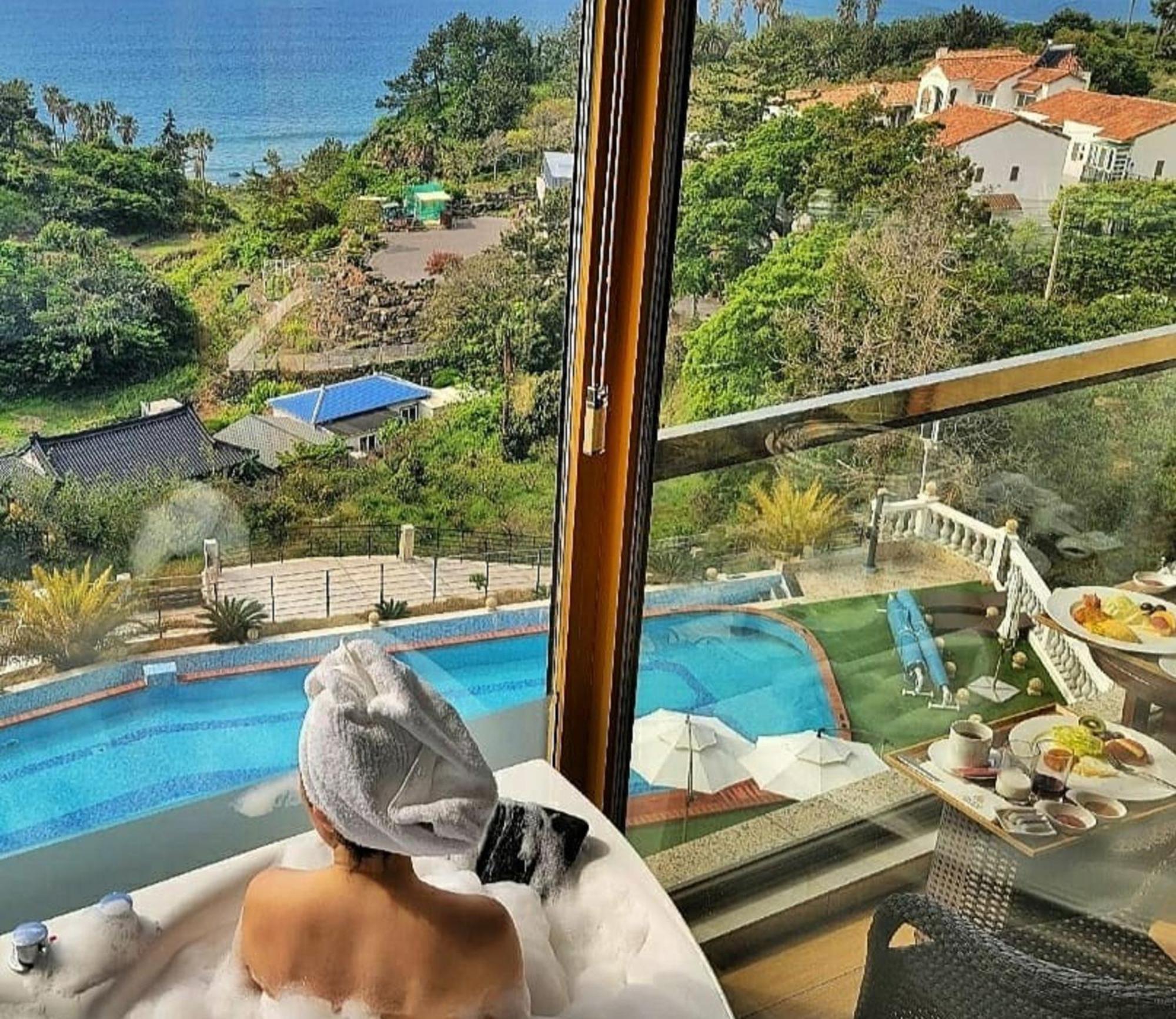 Goldone Hotel & Suites Szogüpho Kültér fotó