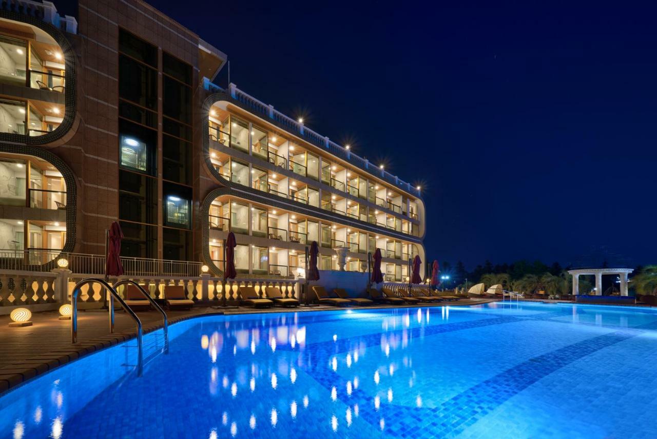 Goldone Hotel & Suites Szogüpho Kültér fotó